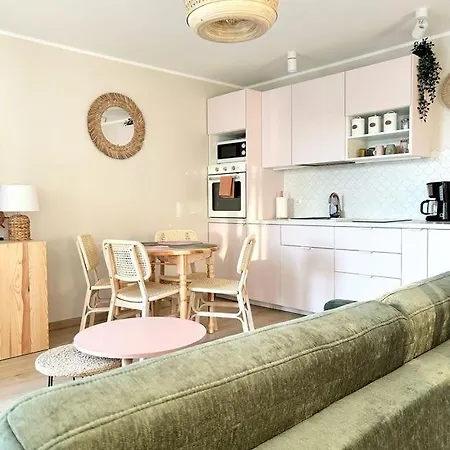 Apartament Axel Apartment *